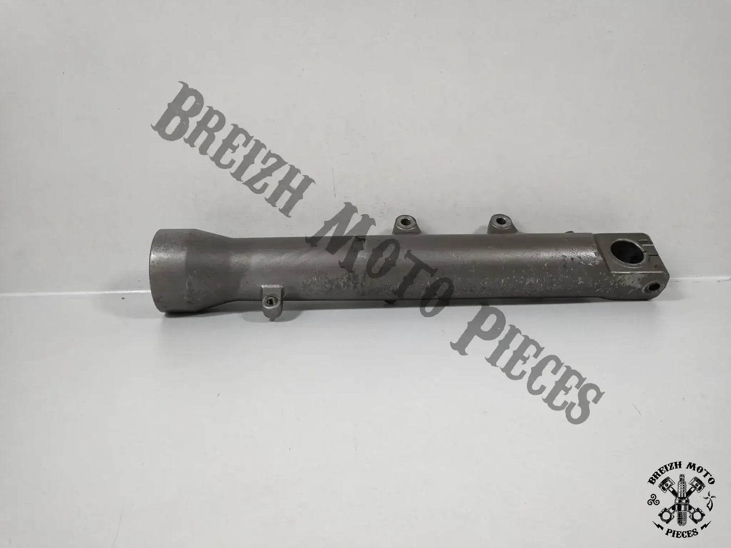 Fourreau de fourche gauche